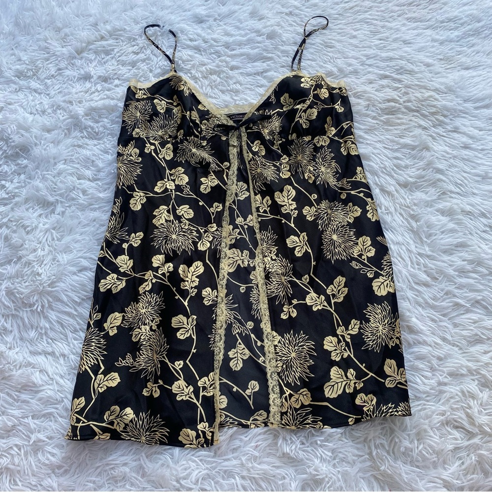 Victoria’s Secret Open Front Slip